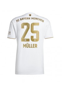 Bayern Munich Thomas Muller #25 Voetbaltruitje Uit tenue 2022-23 Korte Mouw